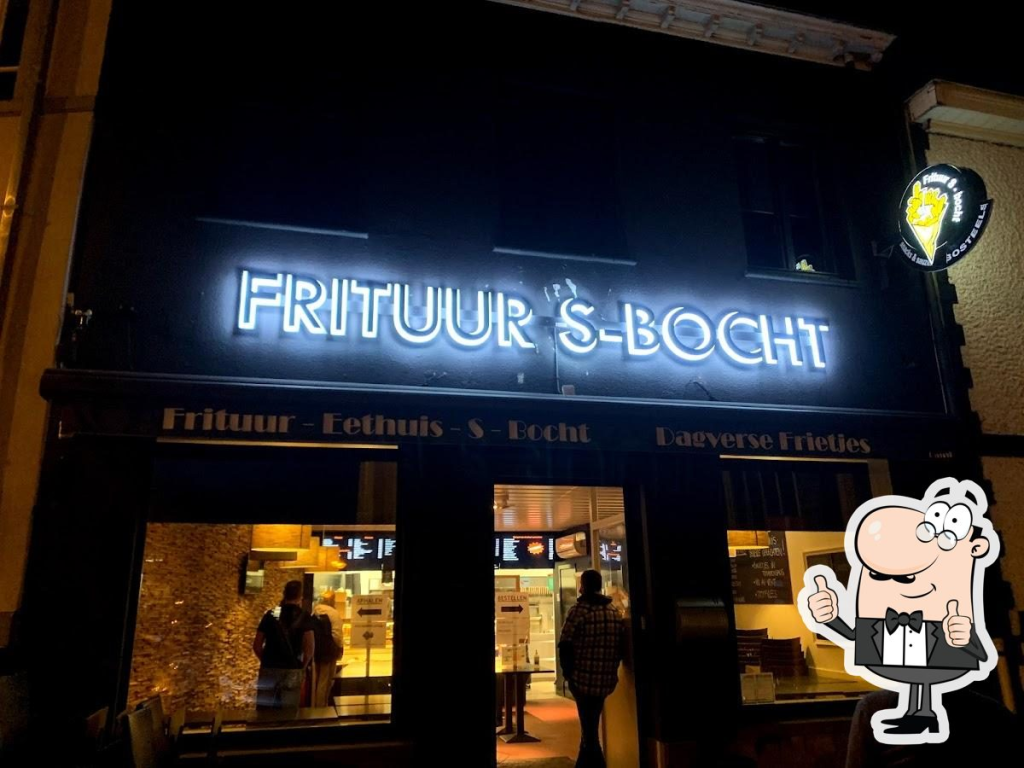 frituur van buiten in de nacht